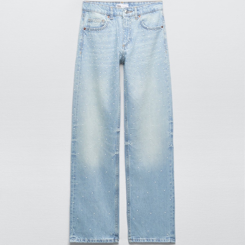 Size 6 | Zara | Light Wash Pearl Jeans - Picture 3 of 11